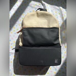 Petunia pickle bottom axis backpack with bottom diaper craddy